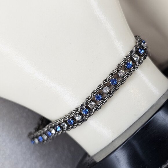 Vintage Silver Tone Tennis Chain Bracelet Blue Clear Rhinestones 7" Signed - Picture 5 of 10